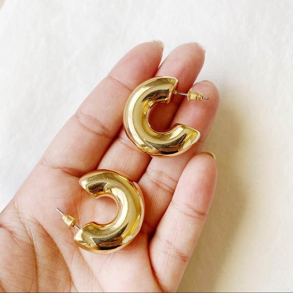 Vintage Inspired Gold Earrings Hoops - Picture 2 of 5